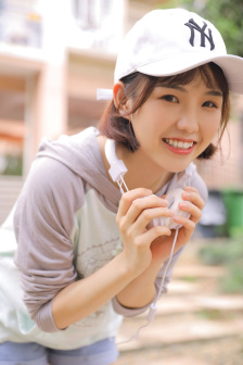 年轻漂亮的继母3电影
